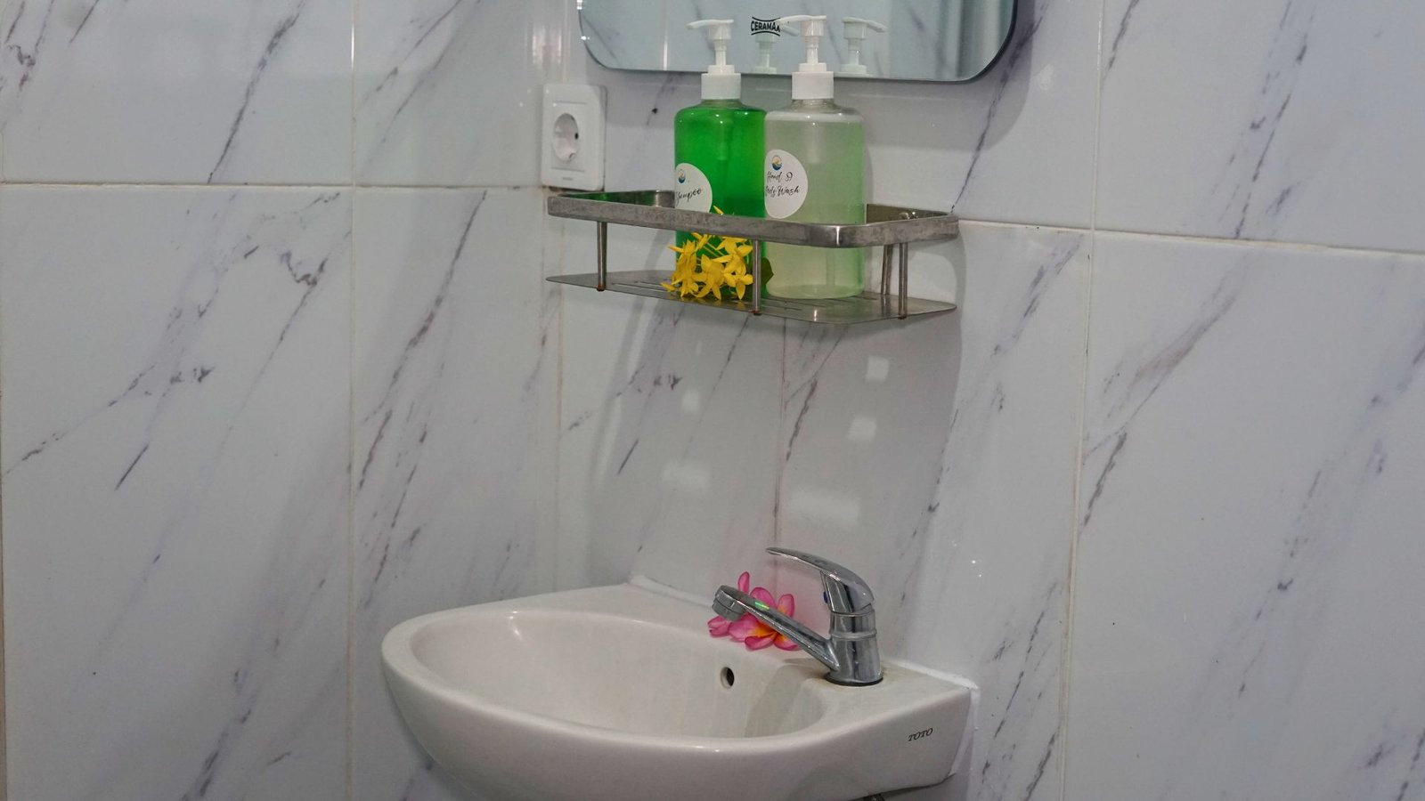 doubleroomwithpoolviewsosjimbaran13