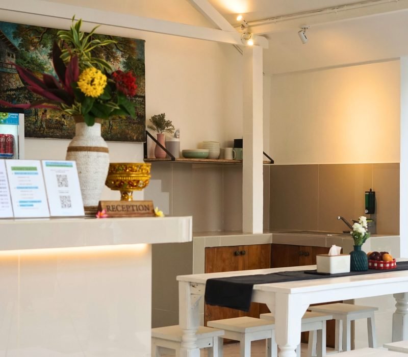 Summer of Surf Hostel Uluwatu16